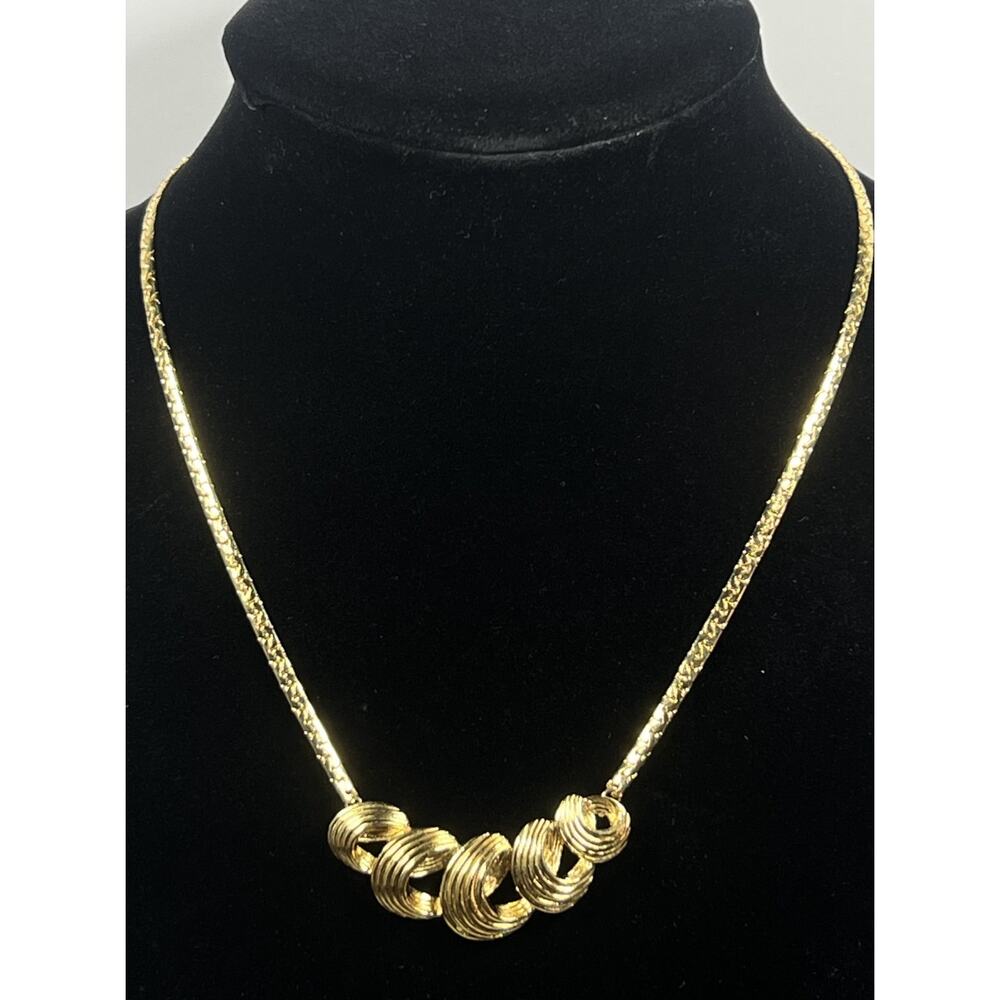 Vintage Gold Tone Ribbon Curls Statement Necklace Avon? Flat Chain